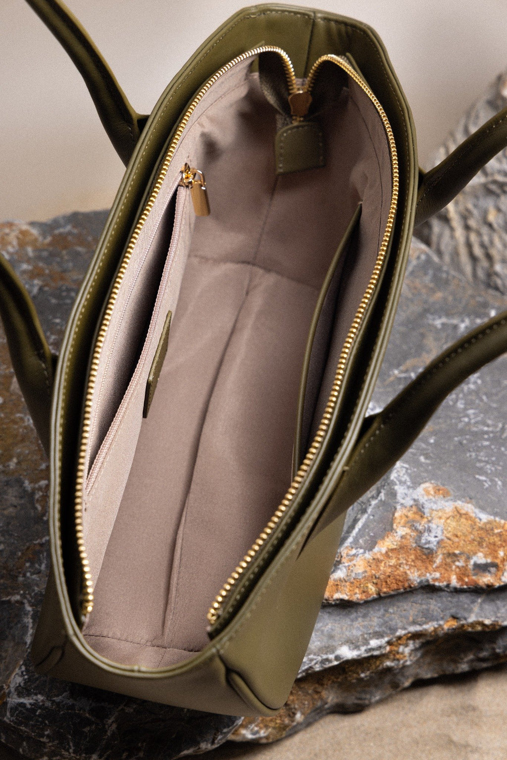 Noah - Olive Green